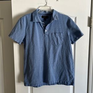Light blue Banana Republic polo shirt (L)